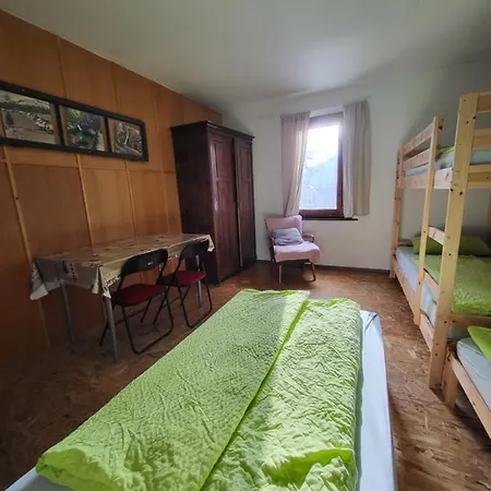 Bus Station Beds * ブレッド