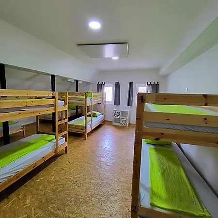 Bus Station Beds Hostal