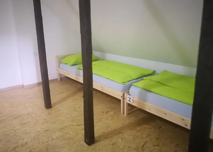 Bus Station Beds 블레드